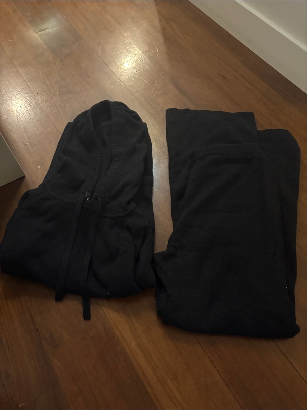 Gap Black Hooded Sweater Set - Cozy Knit Hoodie & Pants
